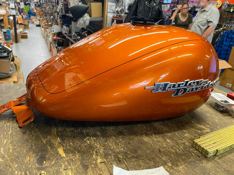 Amber whiskey? Gas Tank Harley Road Street Glide special gold 2015 2008^ FLH