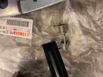 OEM 1100 Vstar Genuine Yamaha Floorboard Foot board & mount 5k6-27420-10