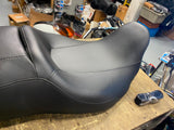 Harley Low Touring seat Ultra Classic Street Road Glide King FLH 2008^ oem Facto