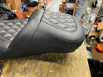 SADDLEMEN Roadsofa Extended Reach Seat Harley Touring FLH Street Road Ultr Glide