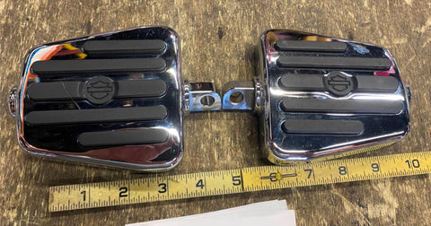 OEM GENUINE HARLEY CHROME RUBBER NOSTALGIC MINI FOOTBOARDS FOOTPEGS WIDE HIGHWAY