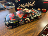 Dale Earnhardt #3 Goodwrench Service Plus 1997 Monte Carlo 1:24 Diecast