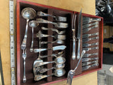 heirloom silver-plated flatware set Oneida Virginian Wood Box Case Vtg Silverwar
