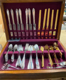 heirloom silver-plated flatware set Rogers bros Gold Wood Box Case Vtg Silverwar