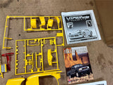 AMT ERTL Model Kits 1/25 Scale 1995 Dodge Viper RT/10 Plastic Plus Pack