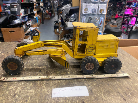 1960's Tonka Road Grader No. 512 Pressed Steel Construct Pressed Steel Tin Toy!