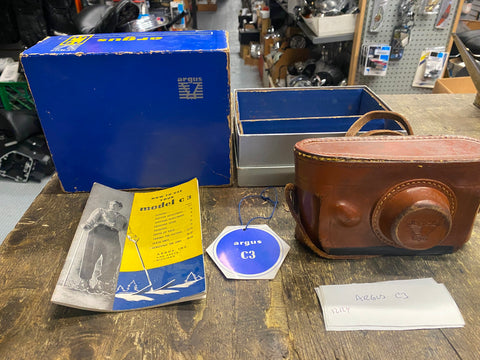 VTG Argus C-3 "The Brick" 35mm Rangefinder Camera 35mm Leather Case Orig box!