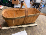 Vtg Little 2 pintes Fruit Basket Wood slat J Lepold Ontario Farm Antique Handle
