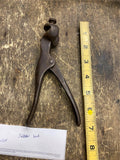 Vtg cast Hand Saw Set Hand Tool antique cross cut Straightens the Teeth