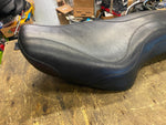 Mustang Day Tripper Seat Harley Sportster 883c 1200c Custom 4.5 Tank 76375 2004^