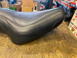 Mustang Day Tripper Seat Harley Sportster 883c 1200c Custom 4.5 Tank 76375 2004^