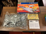Revell Monogram F-14A Tomcat 1/48 Scale Model Kit 85-5803 2001 open box