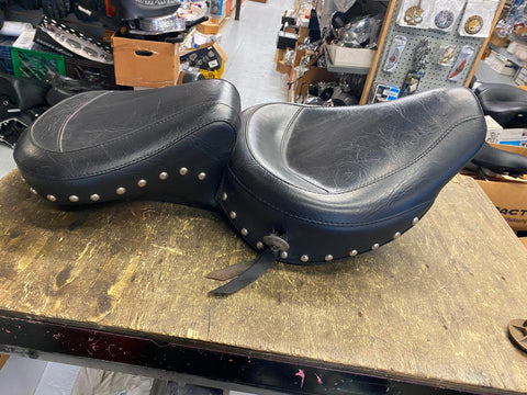 Mustang Custom Seat Touring Harley 1985 1986 Wide Glide Evo vintage Studs FXWG