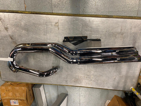 Harley Vrod Exhaust pipes VRSCA Slip On mufflers Vance Hines Bracket Mount Assy!