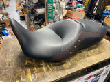 Harley CVO Sundowner Seat Brown Trim Harley Touring Low 2008^ Road king Glide!