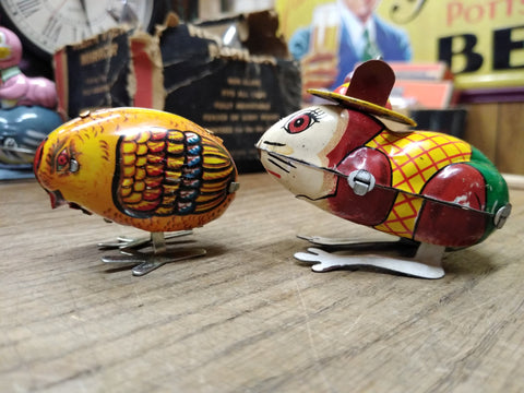 Vtg 2 Wind Up Hopping Mouse and Chick Litho Tin Toys Lot Yone Japan w/Key Works!