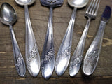 Vtg 6 Pc Tudor Plate Oneida Queen Bess Serving Spoon Cake Pie Fork Knife Lot