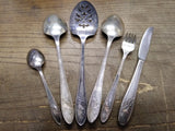 Vtg 6 Pc Tudor Plate Oneida Queen Bess Serving Spoon Cake Pie Fork Knife Lot