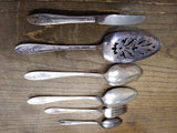 Vtg 6 Pc Tudor Plate Oneida Queen Bess Serving Spoon Cake Pie Fork Knife Lot