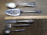 Vtg 6 Pc Tudor Plate Oneida Queen Bess Serving Spoon Cake Pie Fork Knife Lot