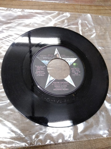 Vtg Apple 45 RPM Vinyl Record Ringo Starr You're Sixteen Devil Woman 1973