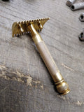 Vtg Gillette 3 Pc Gold Tone Tech Comb Double Edge Safety Razor Good Condition