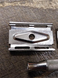 Vtg 1964 J4 Gillette Tech 3 Pc Ball End Double Edge Travel Safety Razor Nice #1