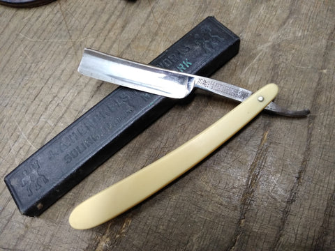 Vtg JA Henckels Twin Works Straight Razor Nice Scales Solingen Germany Box Nice!