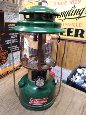 Vtg Coleman 2 Mantle Gas Camping Fishing Lantern 4/76 Pyrex Globe Model 220J