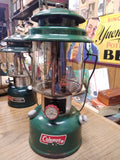 Vtg 1974 Coleman Green Camping Lantern Model 220H Gas Dual Mantel Pyrex Globe