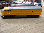 Vtg 2 Pc HO Scale AHM Diesel Locomotive Lot 1041 Union Pacific 370 New Haven