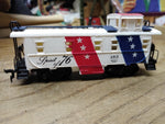 Vtg 6 Pc HO Scale Caboose Lot AHM Revell AT&SF Union Pacific Maint Spirit Of 76!
