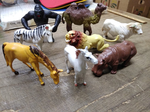 Vtg 8 Pc Zoo Farm Animal Plastic Toy Lot Lion Ape Zebra Rhino Camel Horses Bull