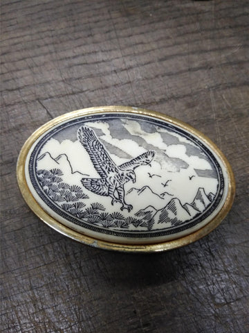 Vtg Scrimshaw Flying Eagle and Mountains Oval Gold Tone Belt Buckle 3 inches
