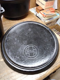 Vtg Griswold Cast Iron 310 Tite Top Dutch Oven #10 Flat Biscuit Lid 3 Leg #1