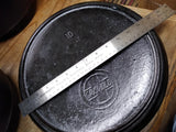 Vtg Griswold Cast Iron 310 Tite Top Dutch Oven #10 Flat Biscuit Lid 3 Leg #1
