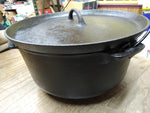 Vtg Griswold Cast Iron 310 Tite Top Dutch Oven #10 Flat Biscuit Lid 3 Leg #2