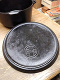 Vtg Griswold Cast Iron 310 Tite Top Dutch Oven #10 Flat Biscuit Lid 3 Leg #2