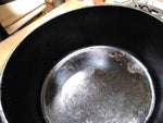 Vtg Griswold Cast Iron 310 Tite Top Dutch Oven #10 Flat Biscuit Lid 3 Leg #2