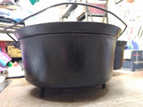 Vtg Griswold Cast Iron 310-A Tite Top Dutch Oven #10 Flat Biscuit Lid 3 Leg #3