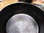 Vtg Griswold Cast Iron 310-A Tite Top Dutch Oven #10 Flat Biscuit Lid 3 Leg #3