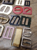 Vtg 28 Piece Mid Century Modern Fashion Belt Buckle Lot Bakelite Brass Metal
