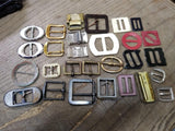 Vtg 28 Piece Mid Century Modern Fashion Belt Buckle Lot Bakelite Brass Metal