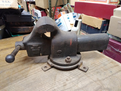 Vtg Bench Vice Pa Railroad Keystone Logo PATD PRR Shop USA 4" jaws Swivel Tools!