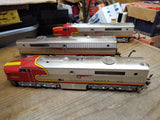 Vtg Right Of Way 5500 Santa Fe Diesel Locomotive Alco PA Set ABA Toy Train Box!