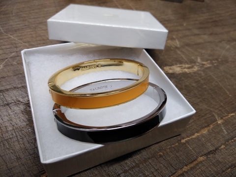 Vtg 2 Pc Talbots Black & Orange Cuff Bracelet Lot Spring & Magnetic Closure Mint
