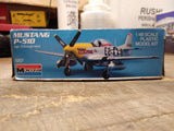 Vtg Monogram P-51D Mustang Fighter Airplane 1/48 Scale Plastic Model Kit #5207