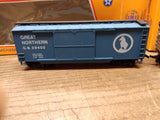 Vtg 2 Pc HO Mehano Box Car Lot Great Northern Union Pacific w/Boxes