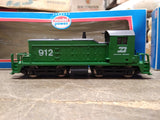 Vtg 2 Pc HO Model Power Burlington Northern 912 Switcher Loco 1435 Red Caboose
