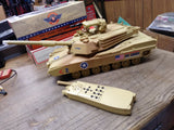 Vtg 1993 Toy State Industrial Remote Control U.S. Attack Military Tank Powers Up